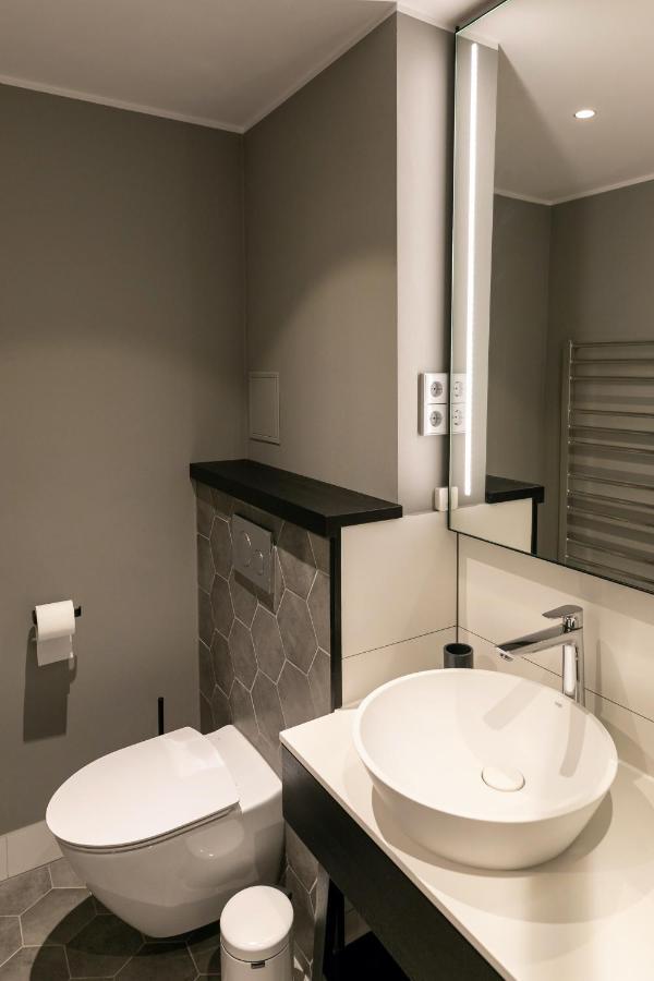 Brand New, Family-Friendly With A Great Location - Moon Apartment Ventspils Bagian luar foto
