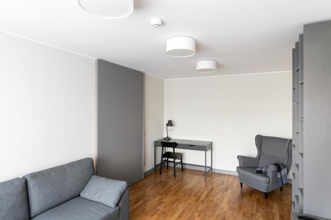 Brand New, Family-Friendly With A Great Location - Moon Apartment Ventspils Bagian luar foto